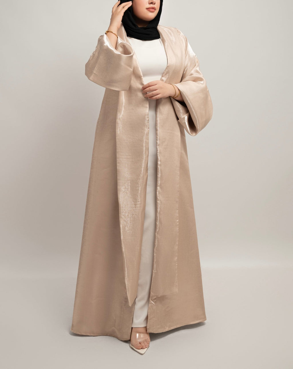 Shimmering Biege Abaya