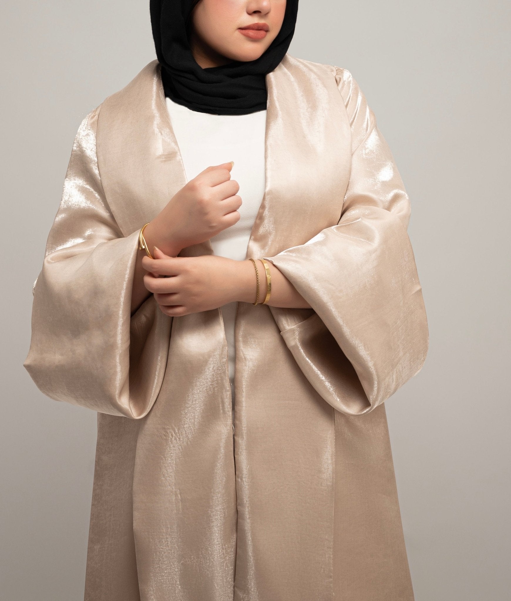 Shimmering Biege Abaya
