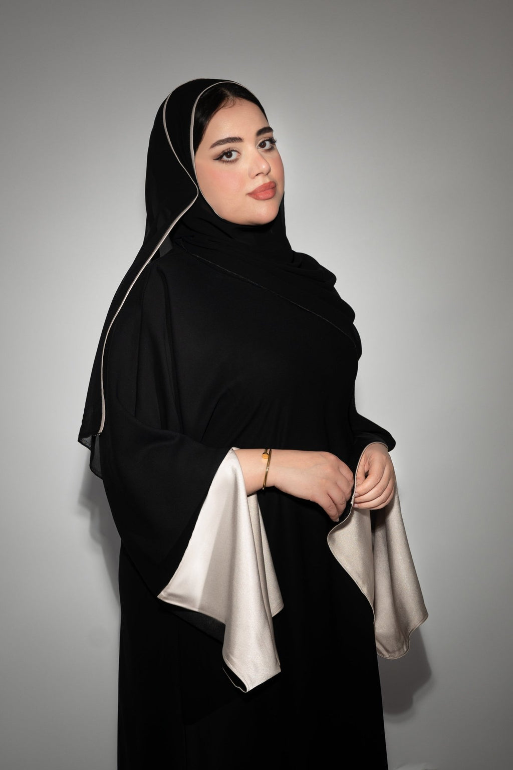 Amara Abaya